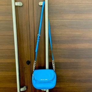 🌊NWT Michael Kors Bedford Genuine Leather Summer Blue Crossbody Bag🌊